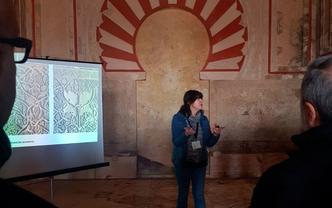 Visita guiada por la arqueóloga Ana Zamorano al Salón Rico de Medina Azahara