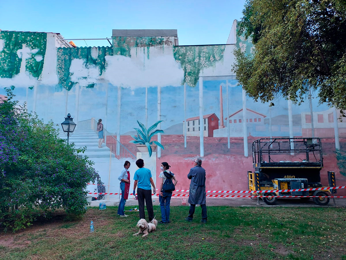 Restauración del mural del Jardín de los Poetas